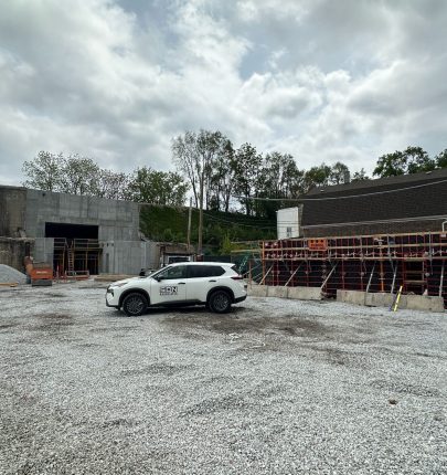 !+Metra Auburn Park SQN Vehicle Site Shot